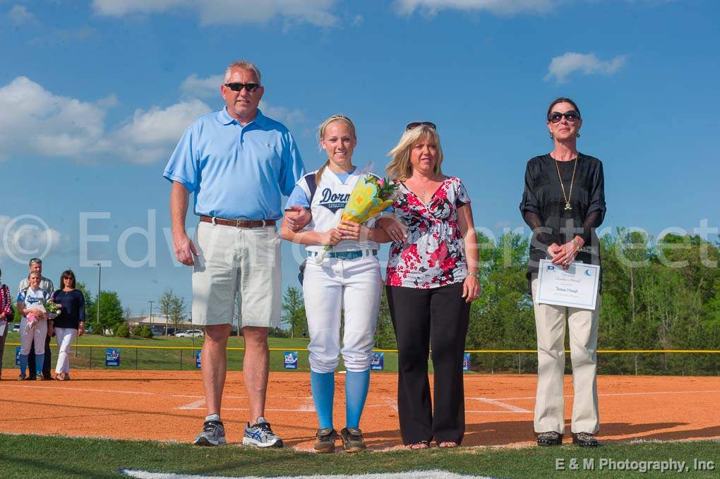 Softball Seniors 044.jpg